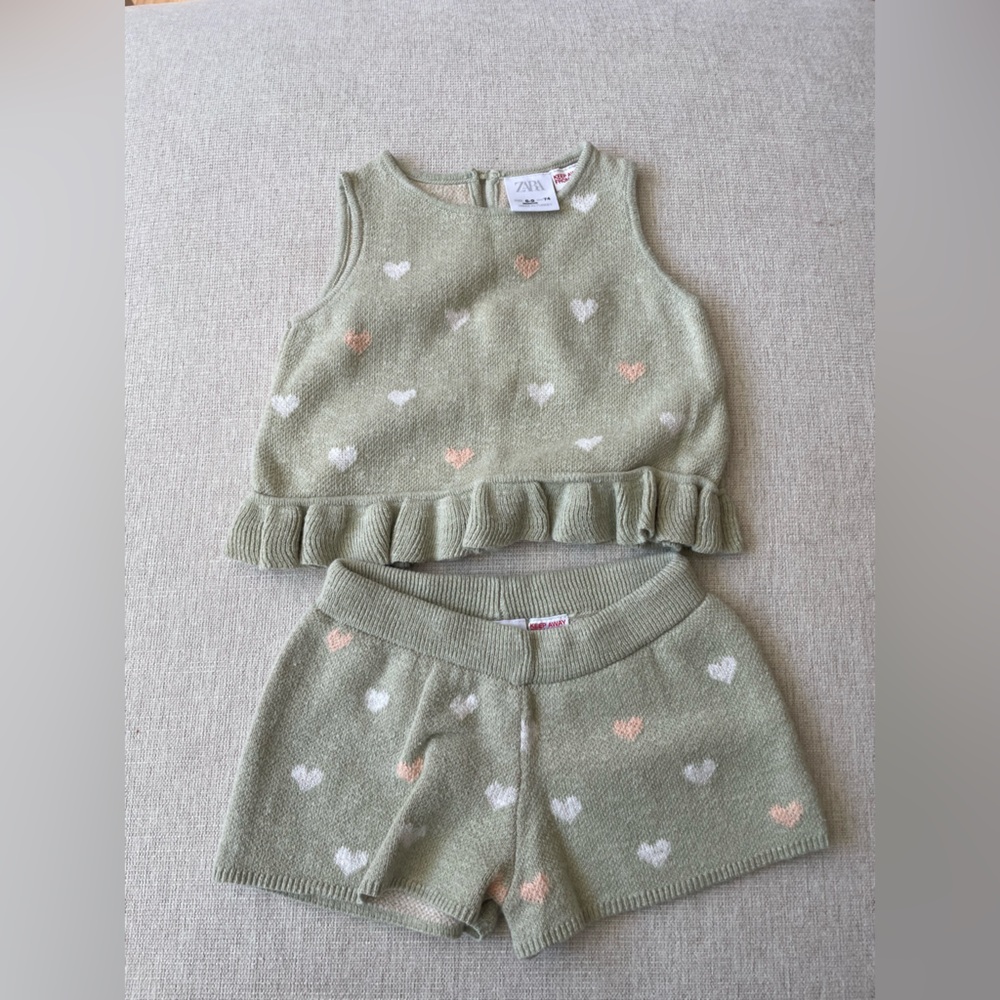 Girls Zara 6-9 months green pink hearts short set ruffles